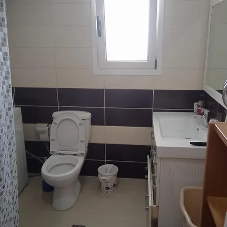 招待所 N Dervishi Vlorë